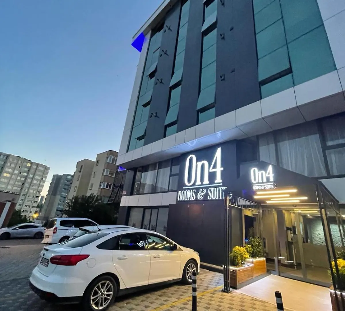 On4 Rooms & Suites İstanbul 0*,